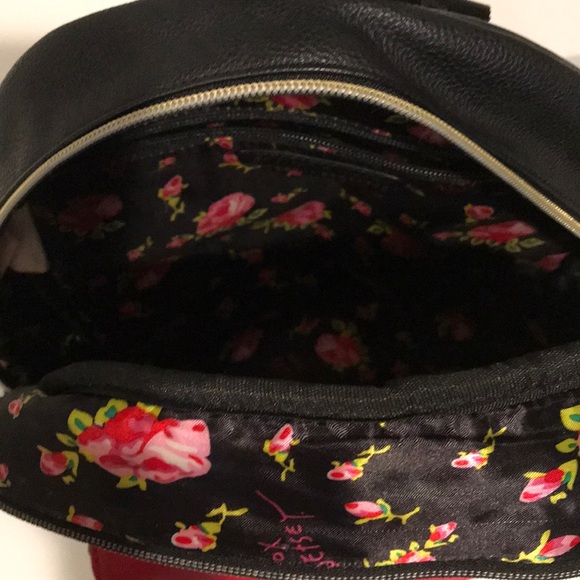 Backpack - Picture 3 of 3